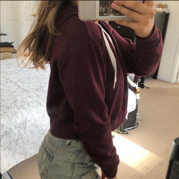 H&M cropped hoodie - Picture 2 of 2